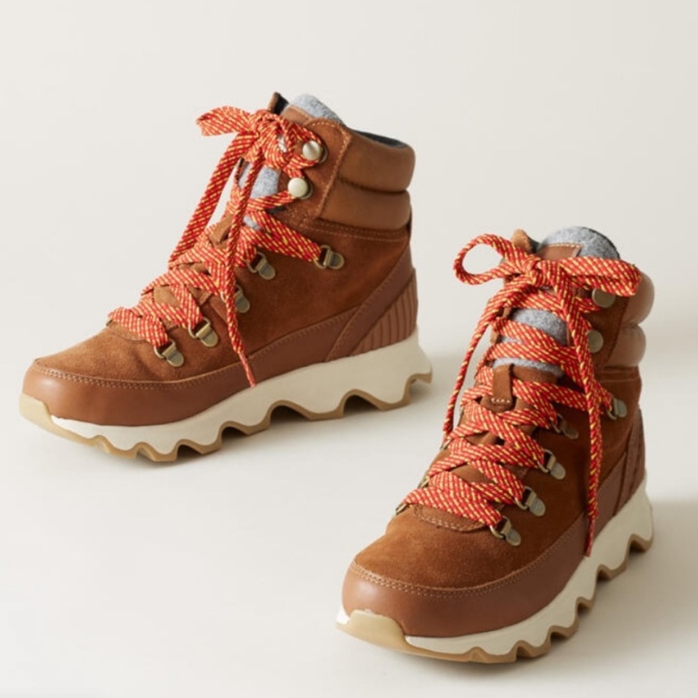 NWT Sorel Kinetic Breakthrough Conquest boots